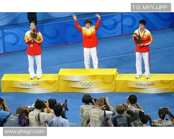 中国代表团出征青奥会全力以赴 目标刷新奖牌榜新纪录